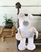 Load image into Gallery viewer, Pale Pink Vintage Chenille Piglet
