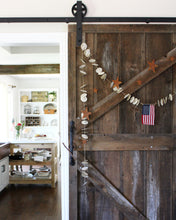 Load image into Gallery viewer, Rusty 6 ft. Rustic Star Garland
